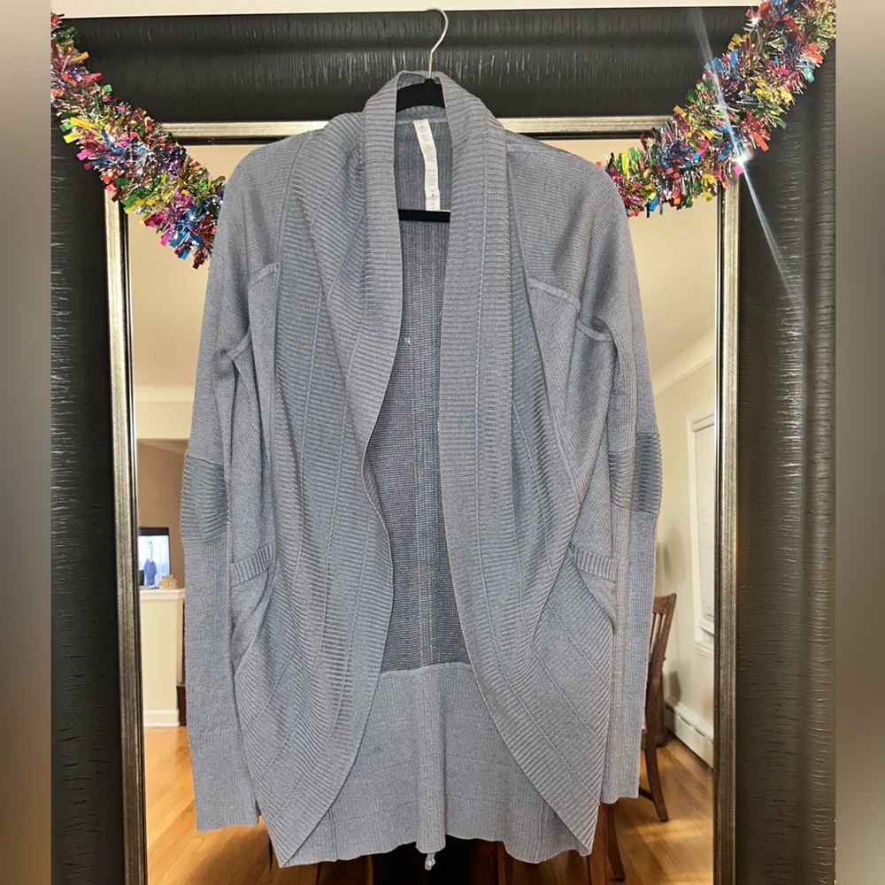 Size 6 Lululemon Transformation Wrap Cardigan